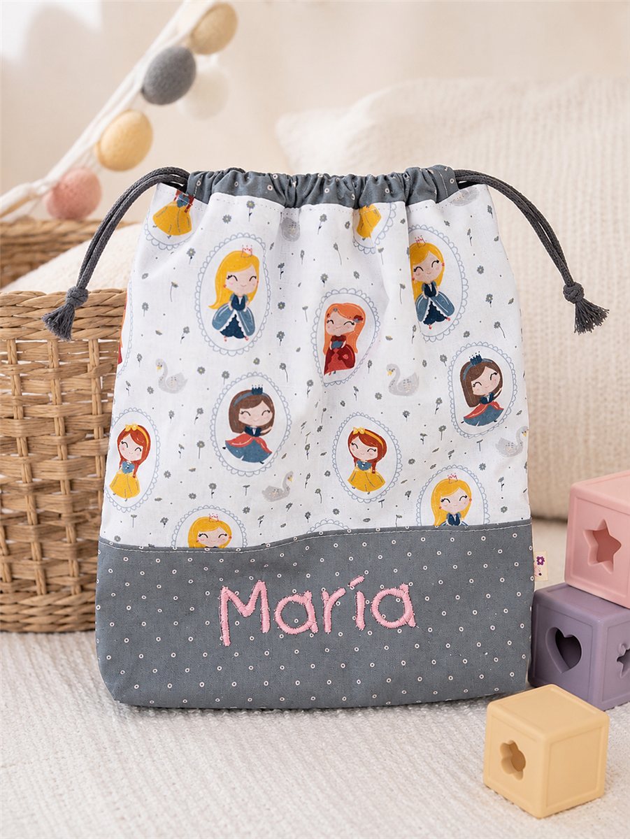 Bolsita de tela personalizada con estampado de princesas