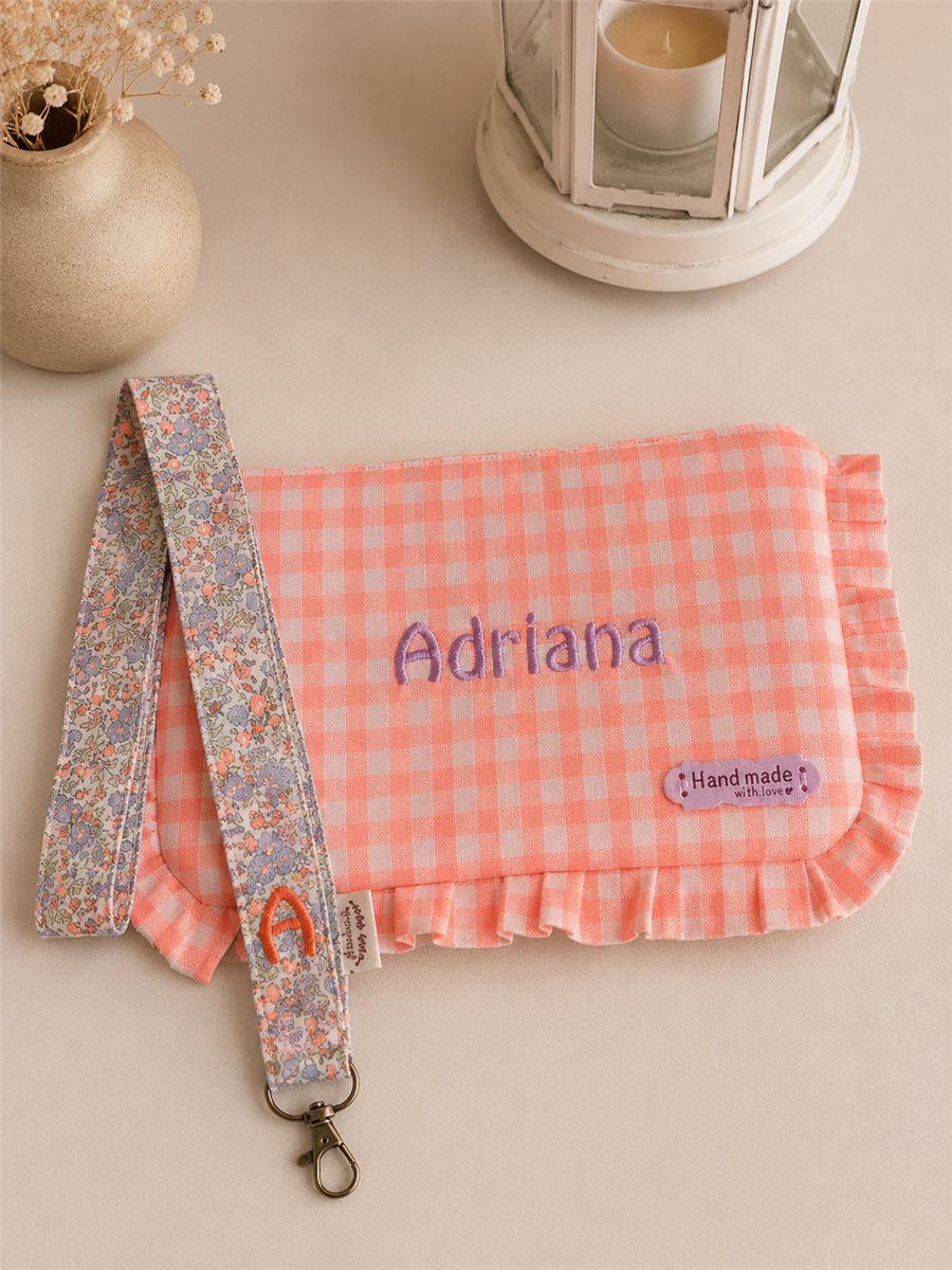 Neceser personalizado Adriana, hecho a mano